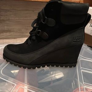 UGG wedge boot